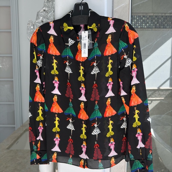 Alice + Olivia
Willa Staceface Top
romantic stace - Picture 6 of 13